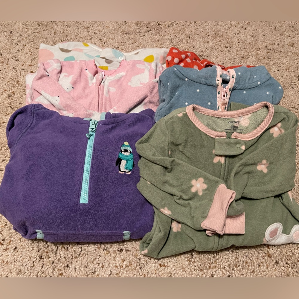 Carter’s 18mo Fleece Pajama Bundle
